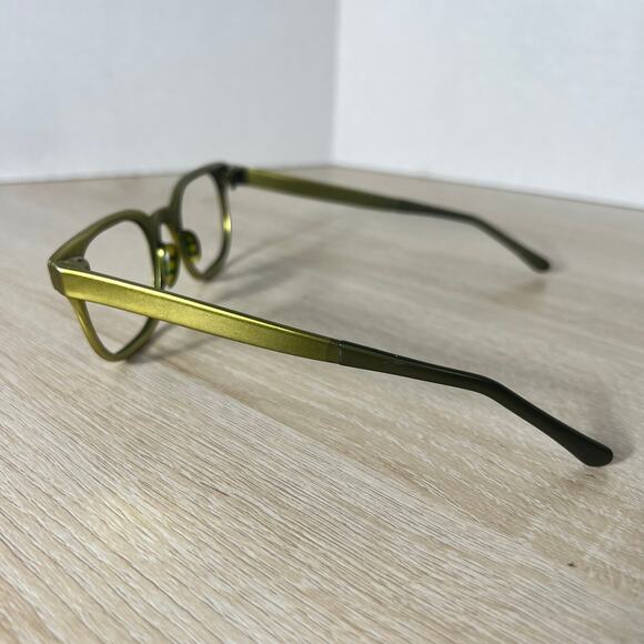 Vintage Tura Yellow Green Sunglasses Frames Only Horn Rimmed 49-23 main image 6